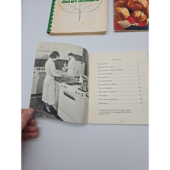 Vintage Cookbook Lot of 4 Books Pillsbury, Aspen, Kraut - Picture 3 of 7